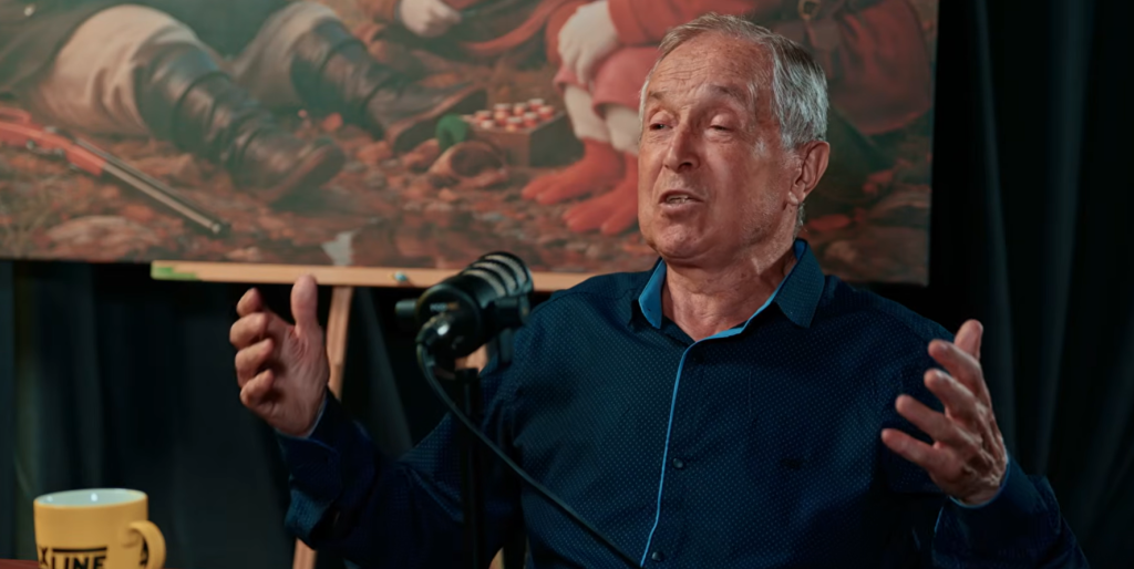 Вениамин Арзамасцев рассказывает о семье и передаче футбольного опыта внукам